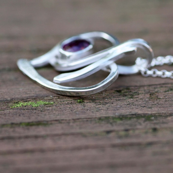 Natural Rhodolite Garnet Heart Pendant Sterling Silver , January Birthstone - Picture 4 of 7